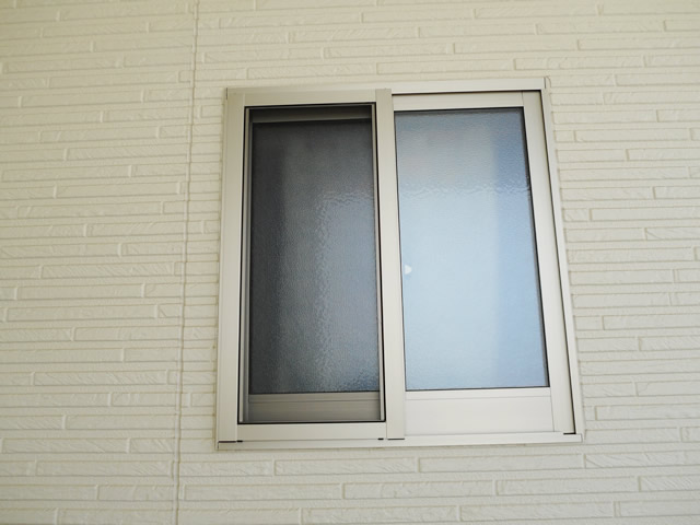 窓の防犯対策　ヒシクロス面格子　施工事例　名古屋市天白区